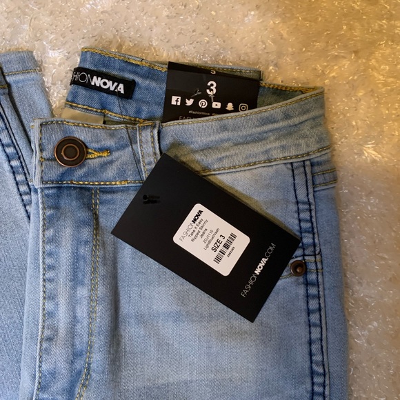 Take It Easy Ripped Skinny Jeans. - Picture 14 of 15